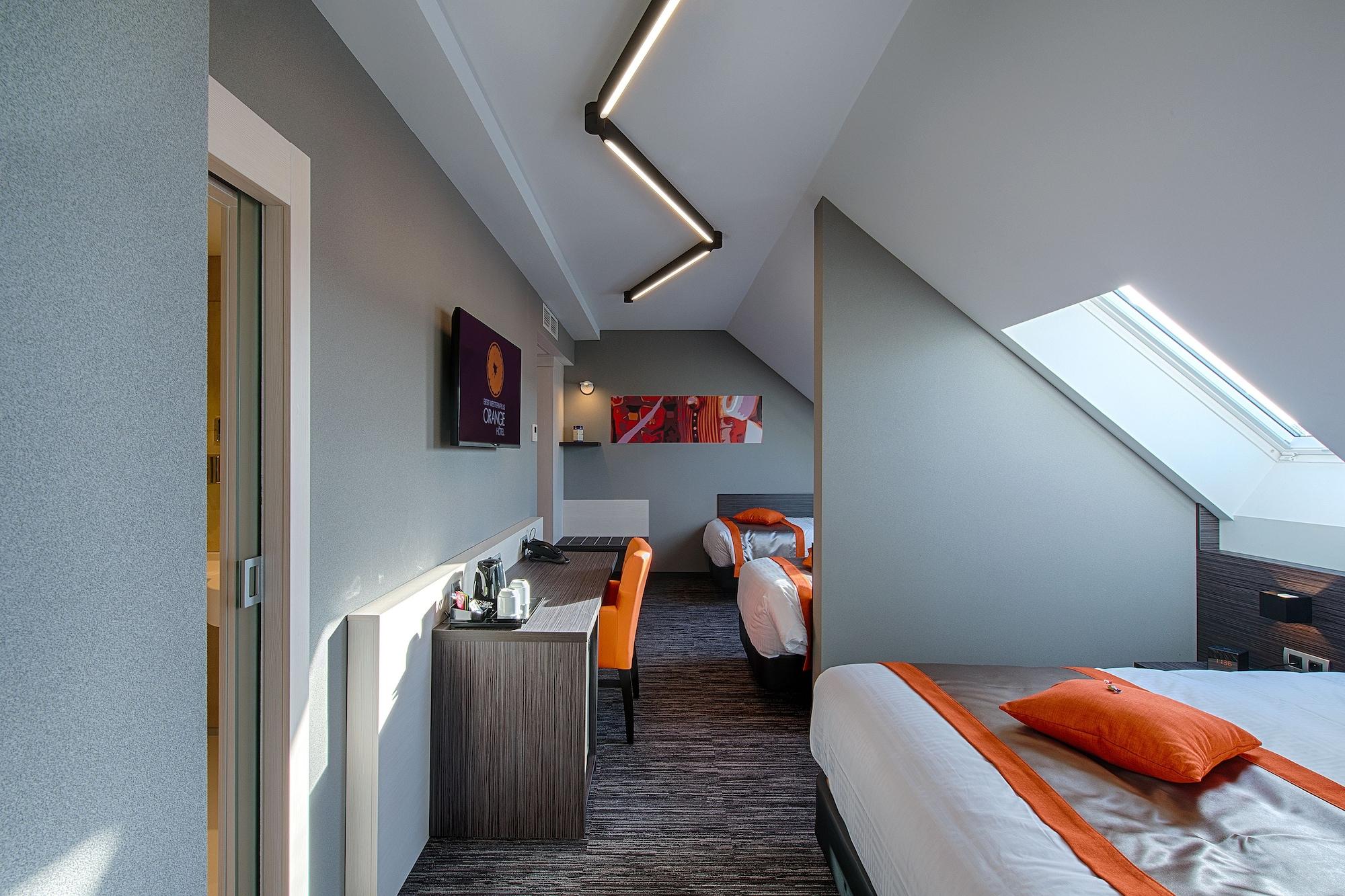 Orange Hotel Ла-Лувьер Экстерьер фото