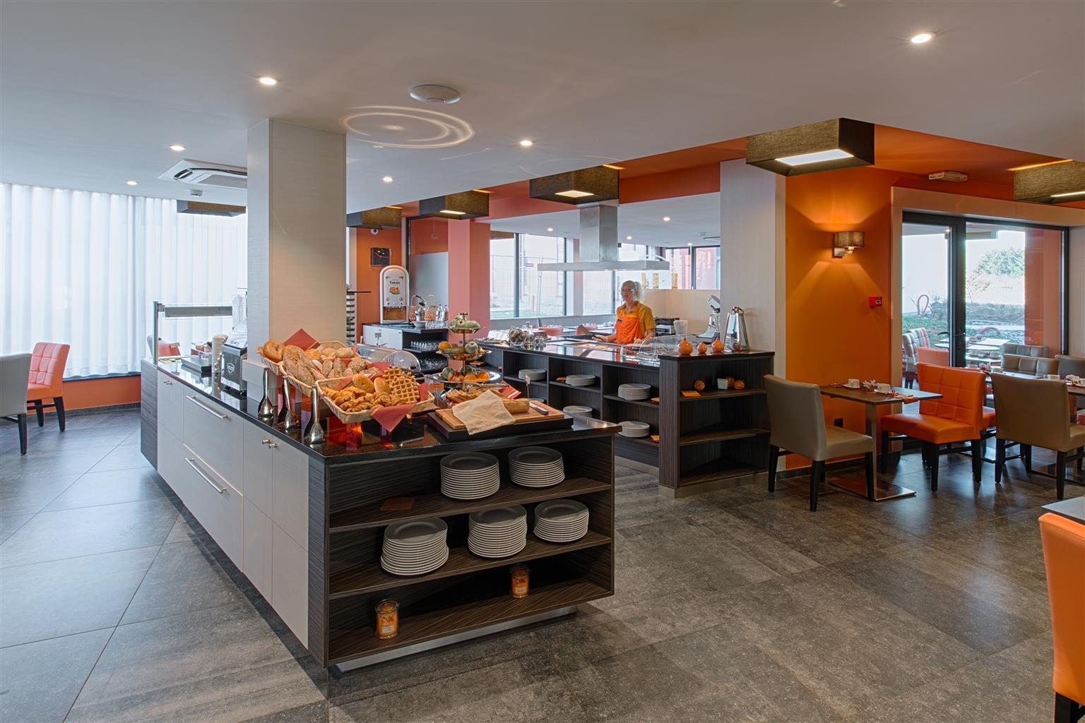 Orange Hotel Ла-Лувьер Экстерьер фото